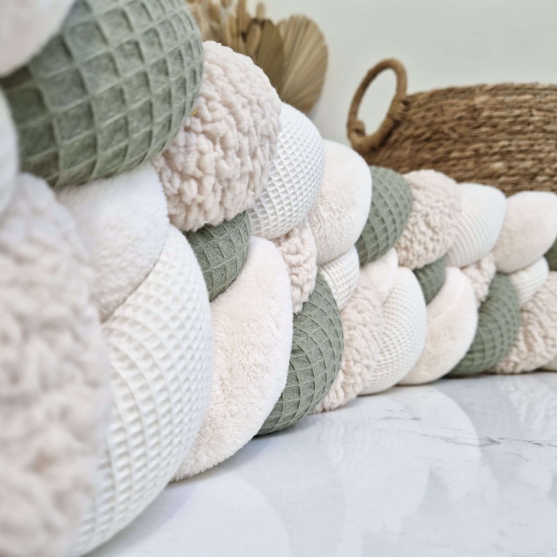 Tresse de lit – Kaki et écru texturée – Tour de lit tresse 4 brins