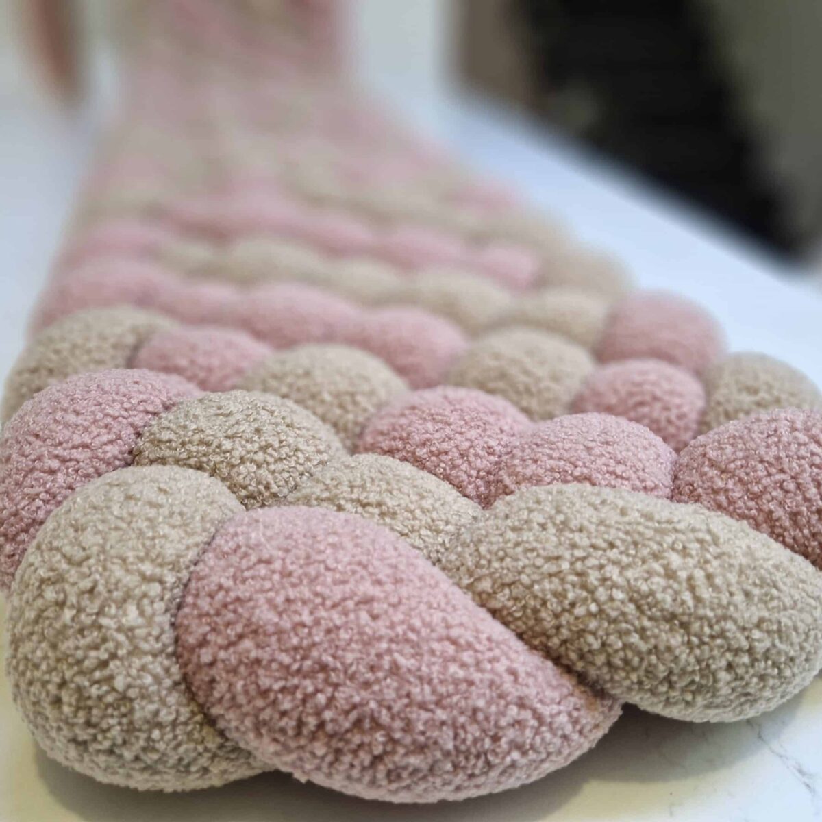 Tapis tressé teddy rose et teddy ourson – Plusieurs tailles – Matelas tressé