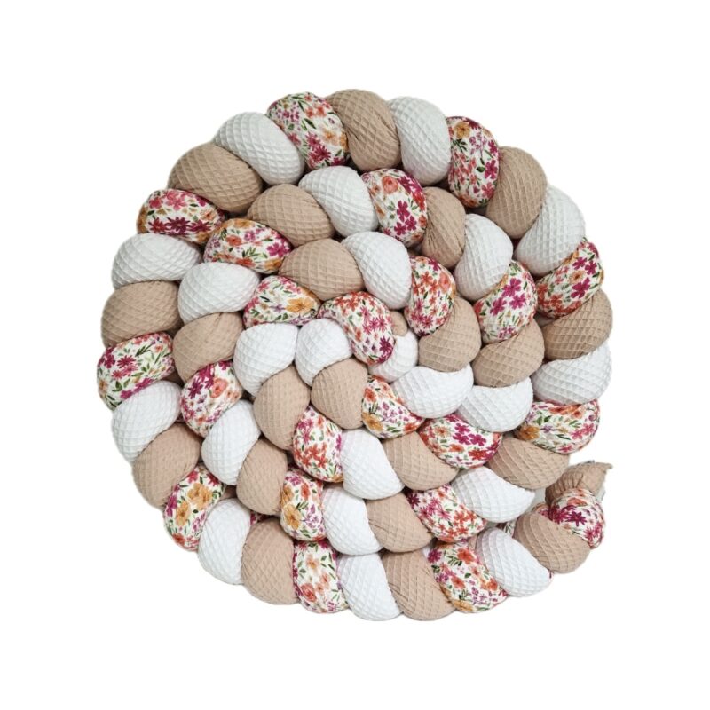 Tresse de lit – Nude et blanc fleuri – Tour de lit tressé
