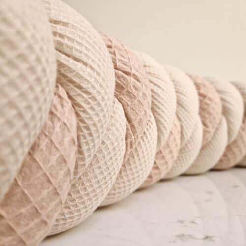 tour de lit tressé beige