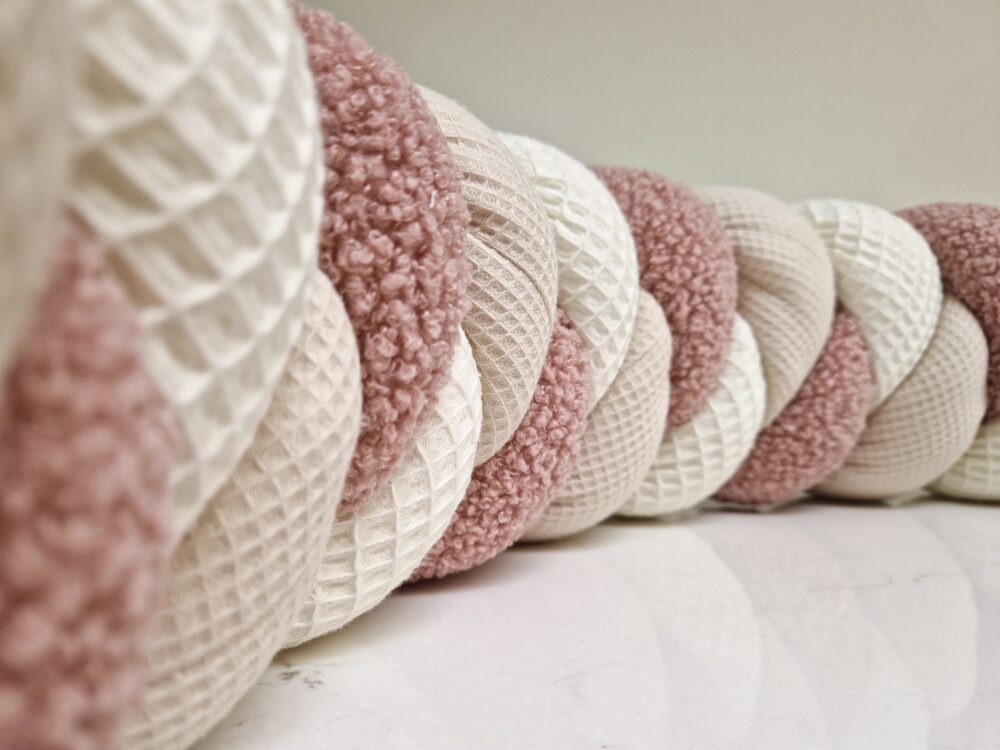 tour de lit tressé teddy rose