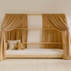 Ciel de lit cabane camel