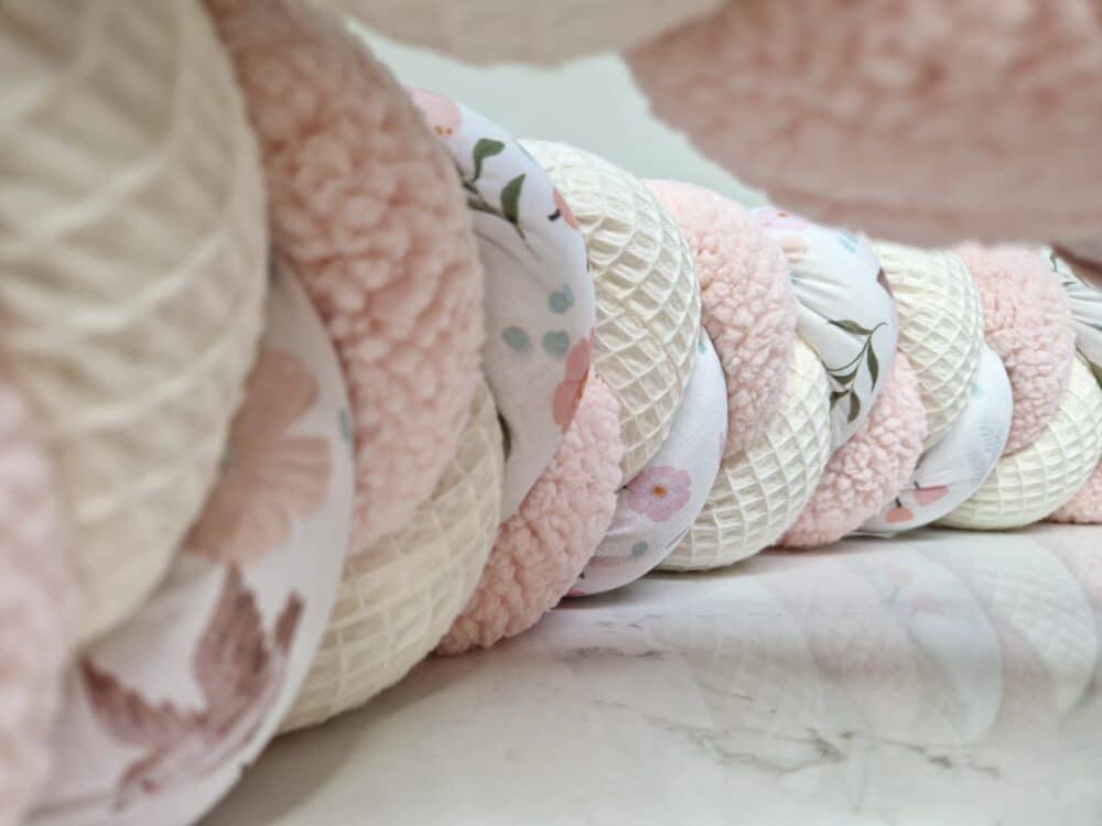 Tresse_de_lit_0802 Tresse de lit rose clair