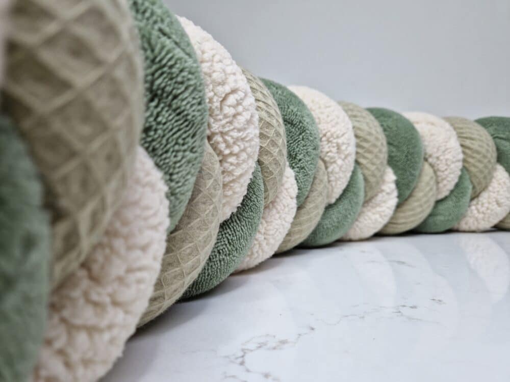 Tresse-de_lit_1220 Tour de lit tressé verte